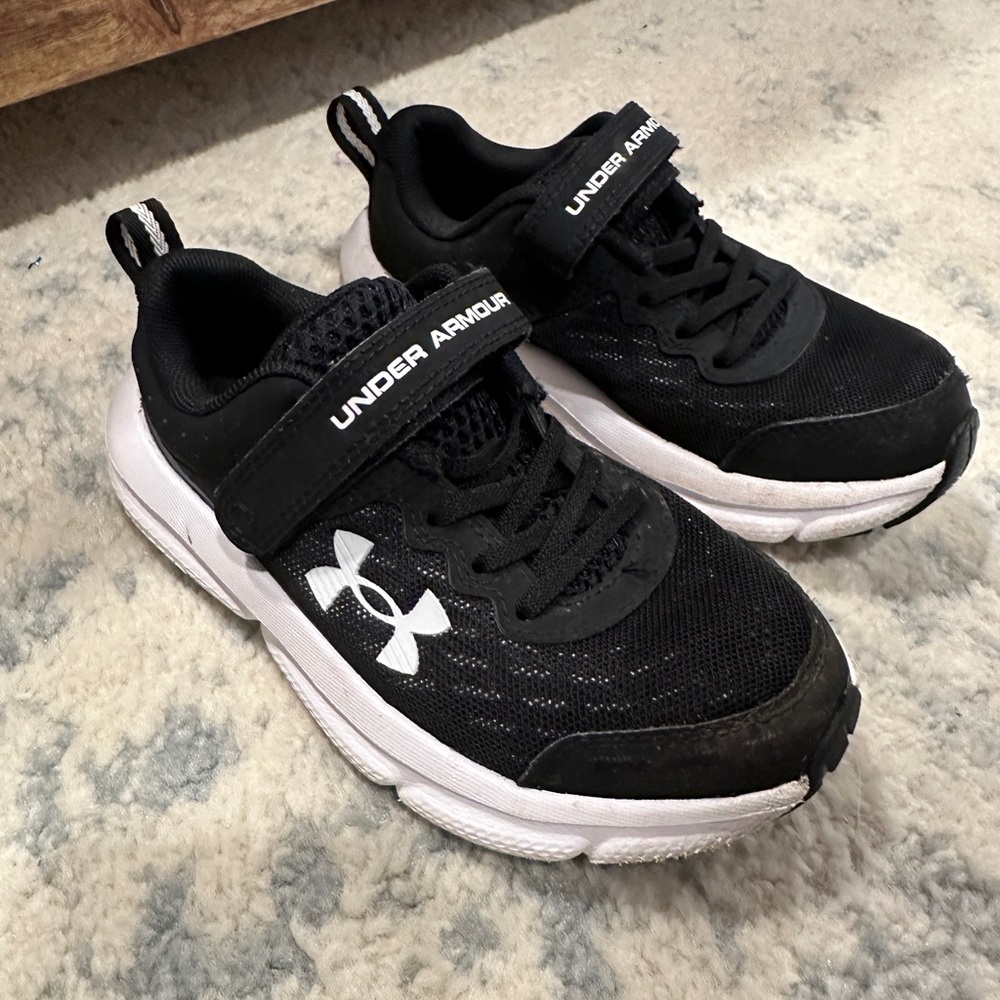 Under Armour Kids Black and White Sneakers
